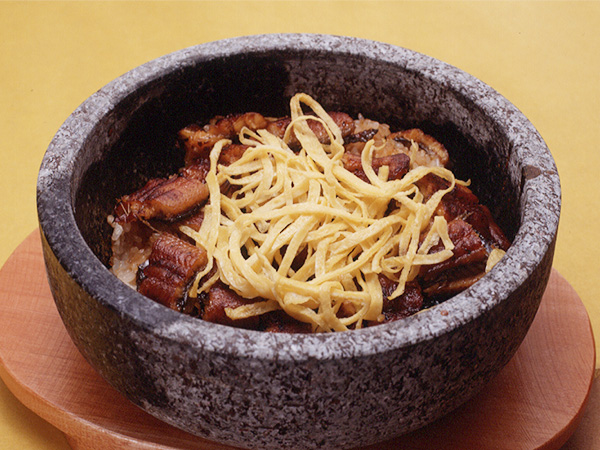 石焼きビビンバ風うなぎ丼