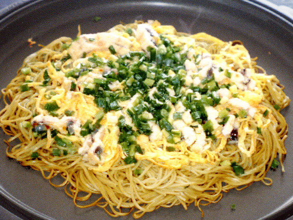 うなぎ添え 焼き茶そば